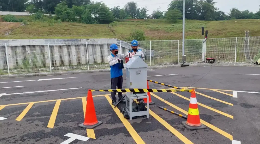 pengambilan-sampel-udara-pengujian-udara-pm25-pm10
